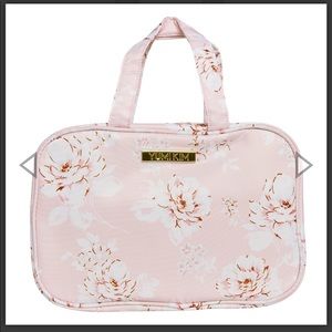 NWT Yumi Kim Hanging Train case